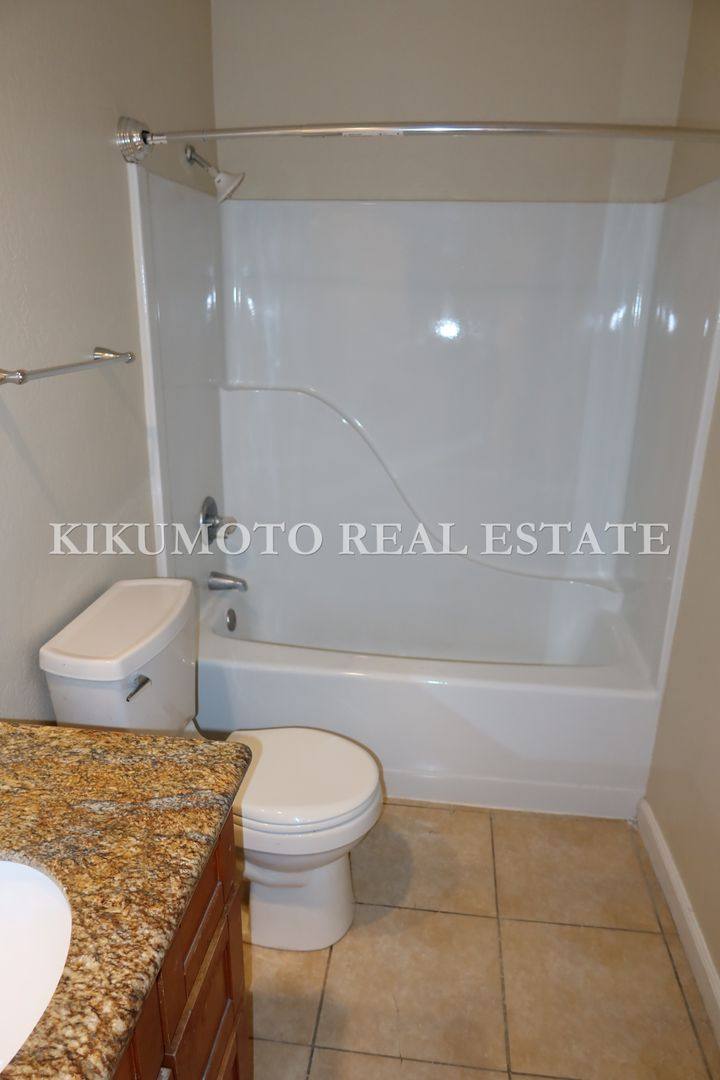 Apartment for rent at 2213 15th Ave, Sacramento, CA 95822