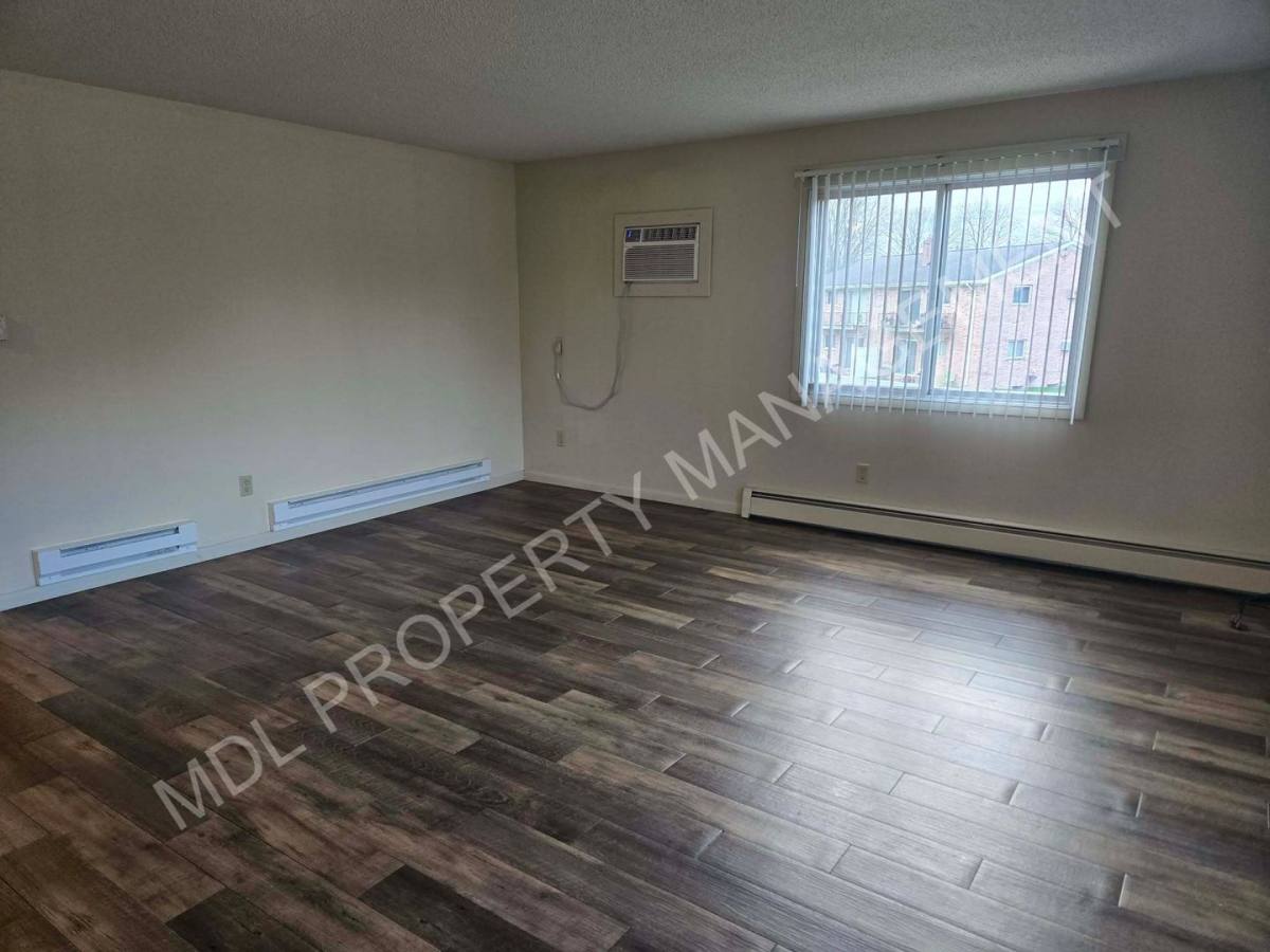 Apartment for rent at 3295 Ramond St, Saginaw, MI 48601