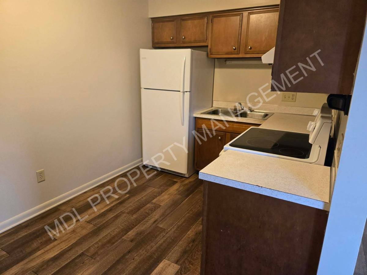 Apartment for rent at 3295 Ramond St, Saginaw, MI 48601