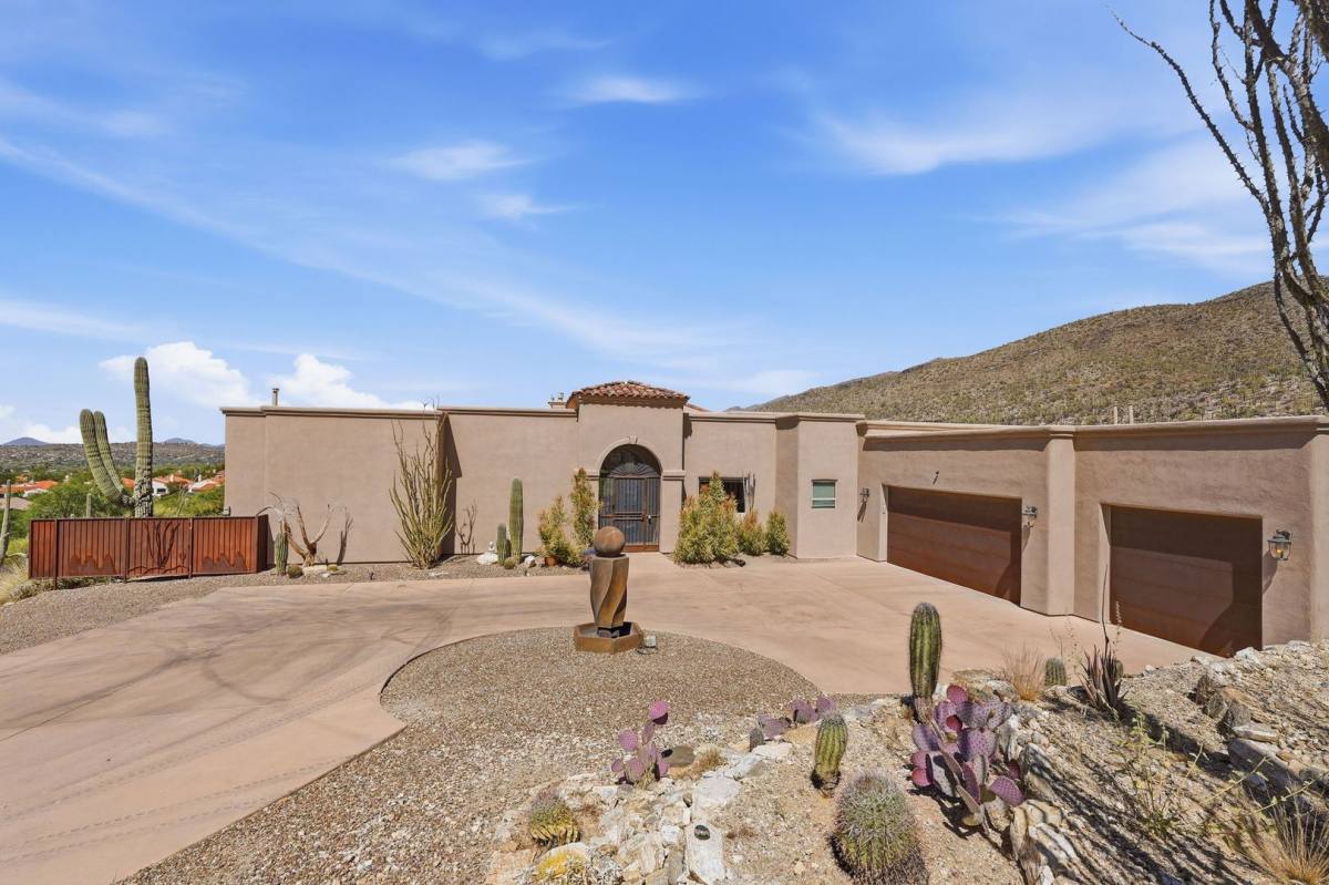 House for rent at 5405 N Houghton Rd, Tucson, AZ 85749