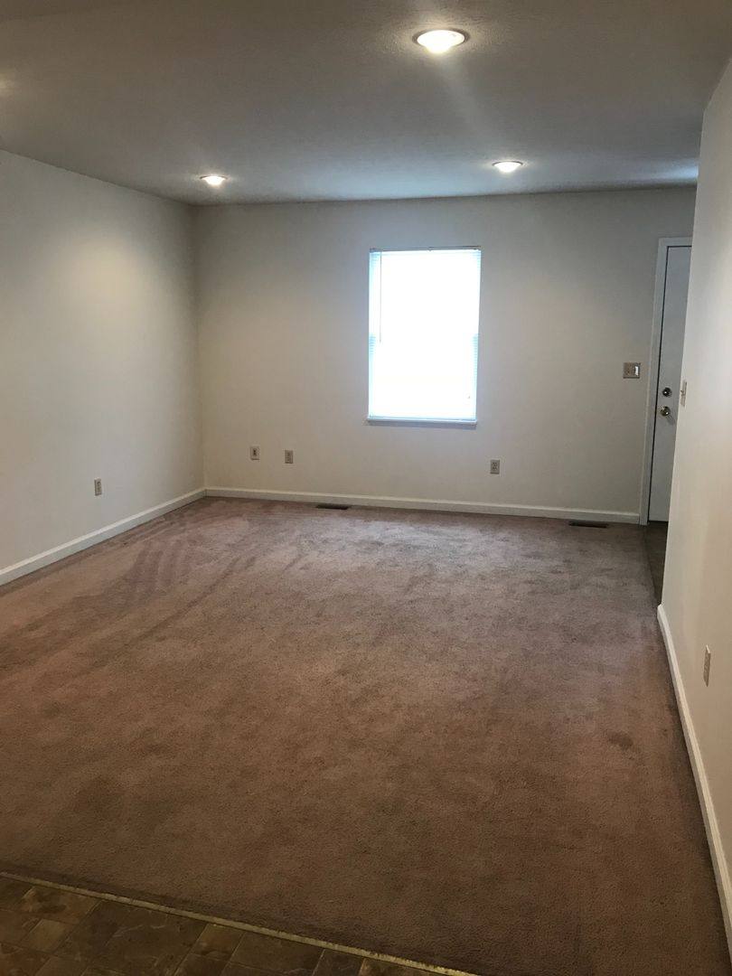 Apartment for rent at 295 School Dr, Belle, WV 25015
