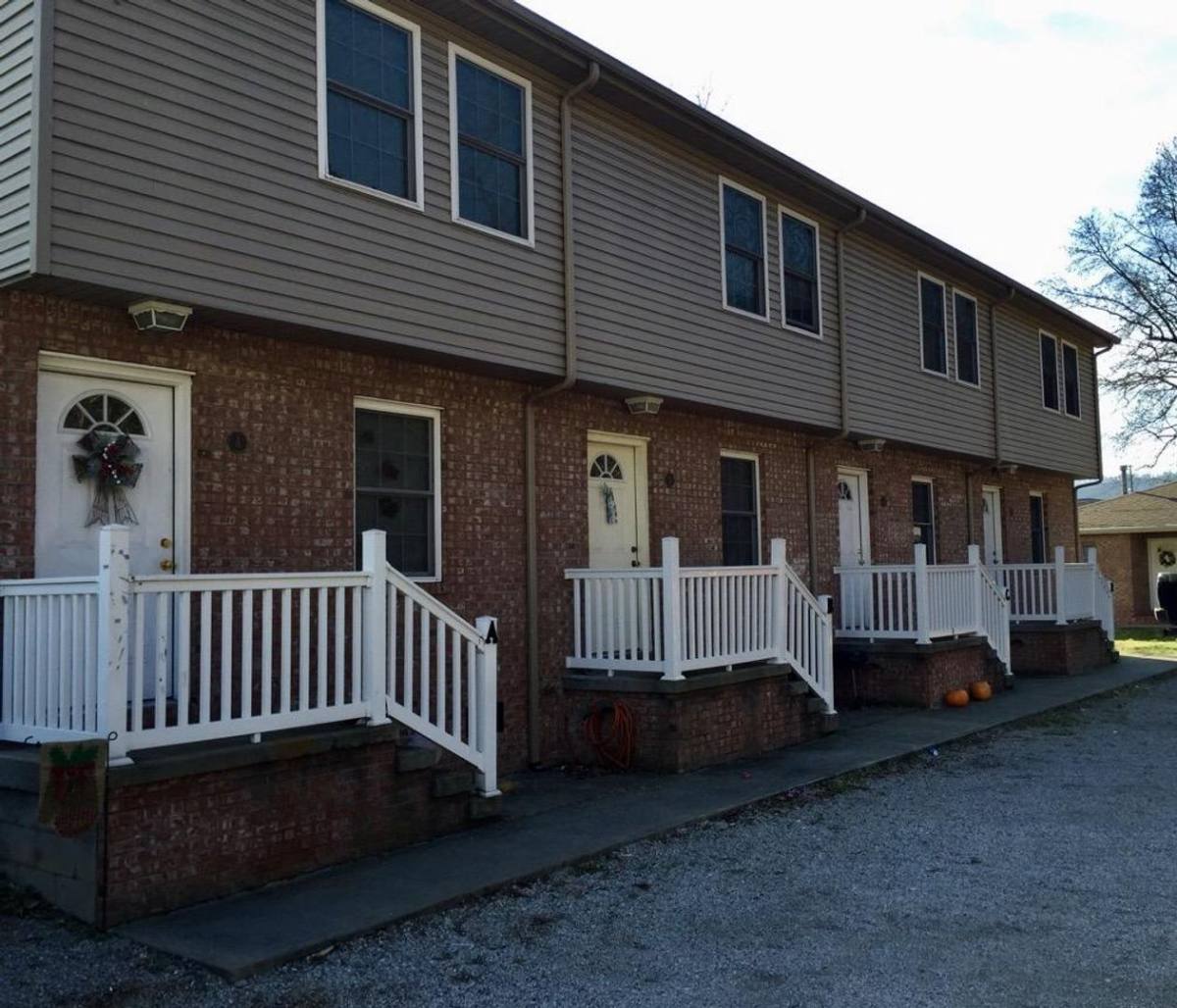 Apartment for rent at 295 School Dr, Belle, WV 25015