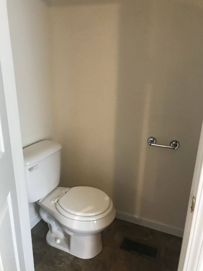 Apartment for rent at 295 School Dr, Belle, WV 25015