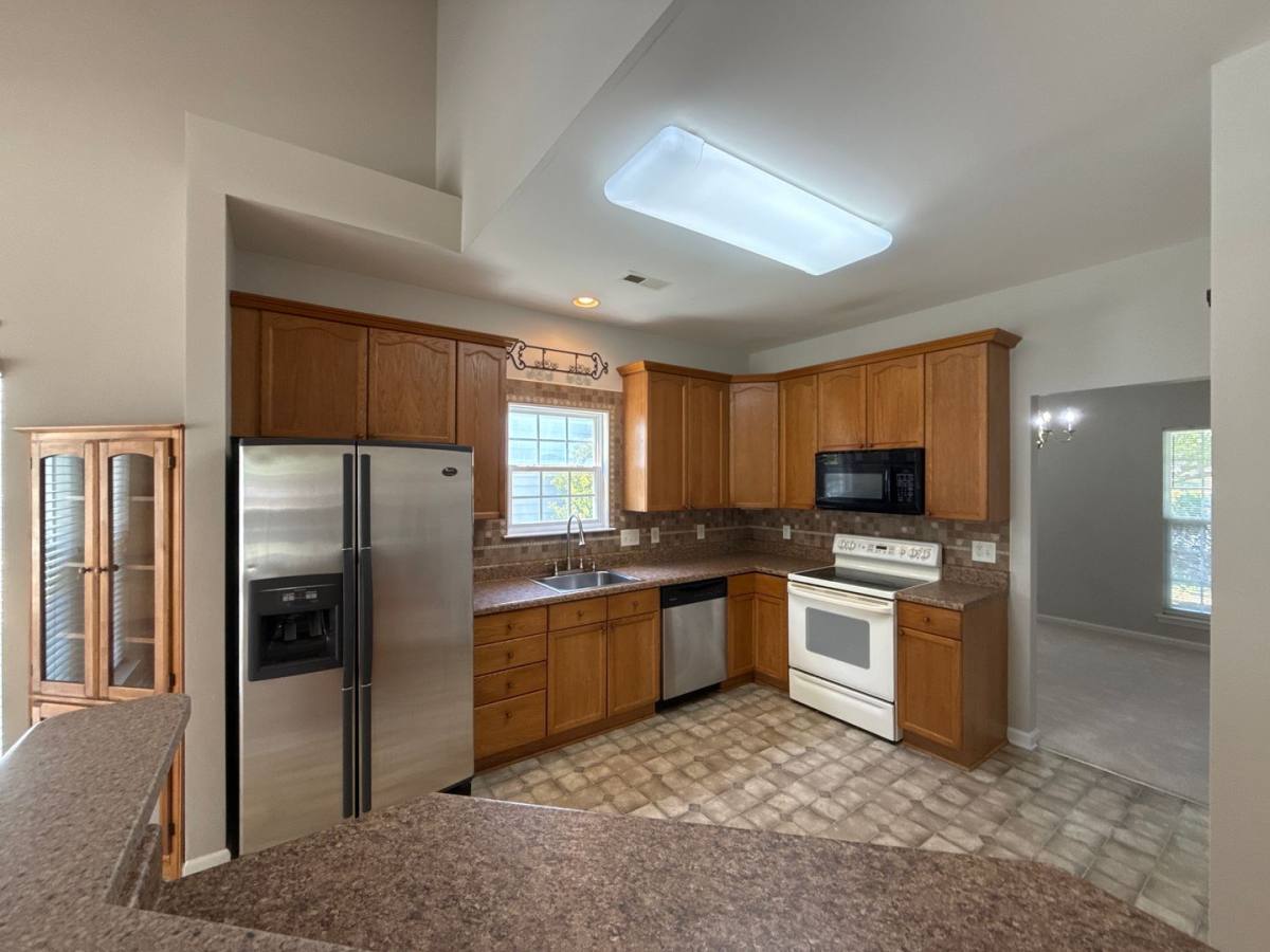House for rent at 2140 Pineapple Court, Matthews, NC 28105