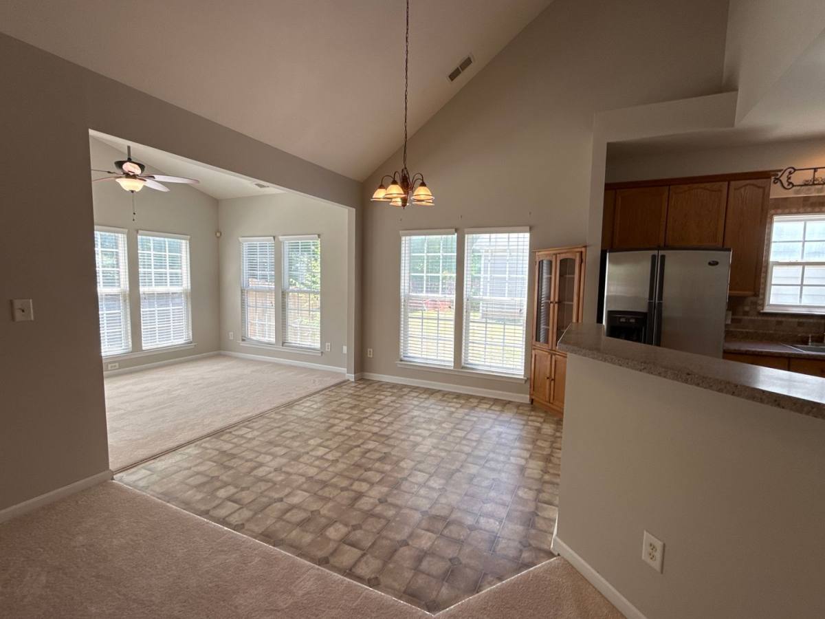 House for rent at 2140 Pineapple Court, Matthews, NC 28105