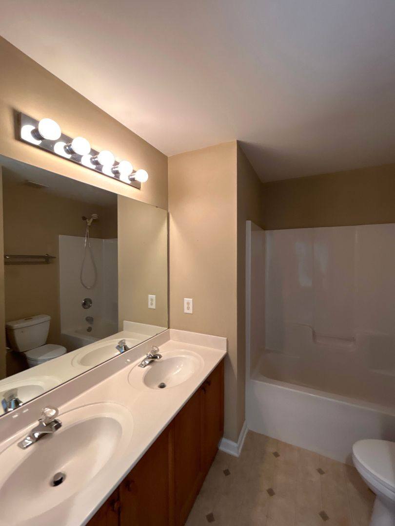 House for rent at 2140 Pineapple Court, Matthews, NC 28105