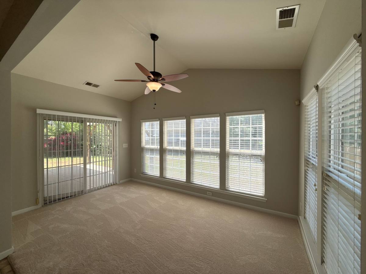 House for rent at 2140 Pineapple Court, Matthews, NC 28105
