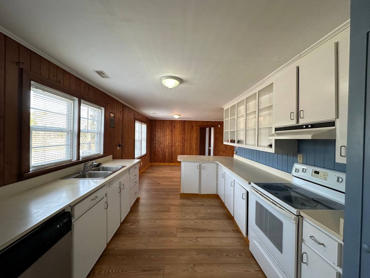 House for rent at 2213 Sloop Point Loop Rd, Hampstead, NC 28443