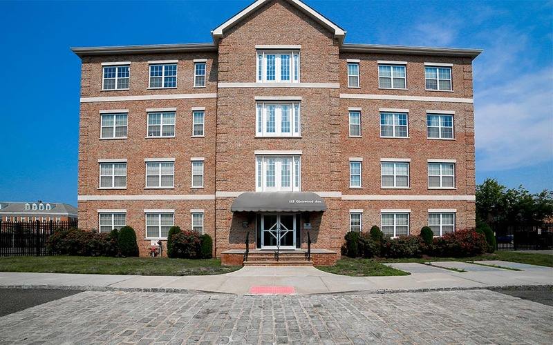 Apartment for rent at 111 Glenwood Ave, East Orange, NJ 07017