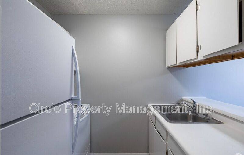 Apartment for rent at 4117 Hunters Ridge Dr #4, Huntsville, AL 35802