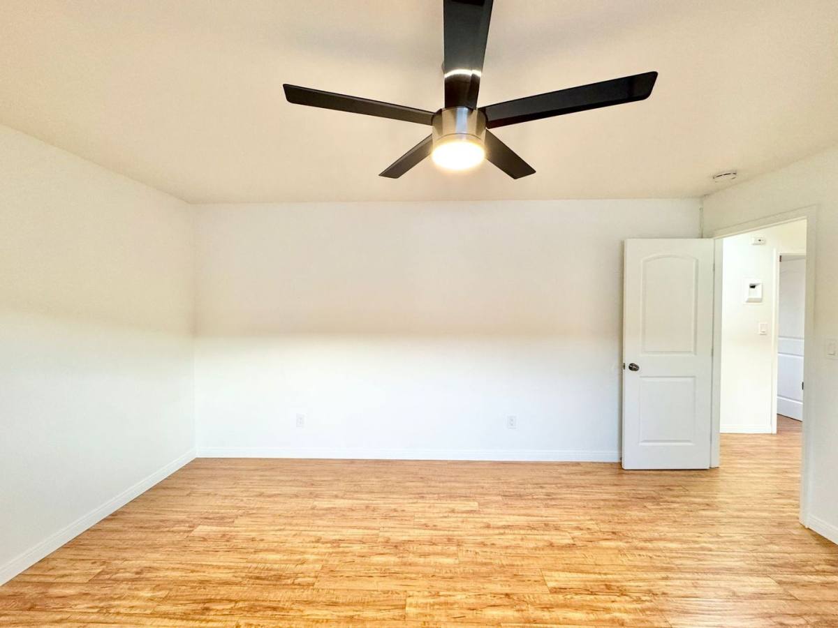 Apartment for rent at 2810 -2820 Huntington St, Huntington Beach, CA 92648