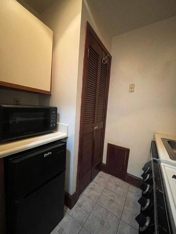 Apartment for rent at 221 E Preston St #2F, Baltimore, MD 21202