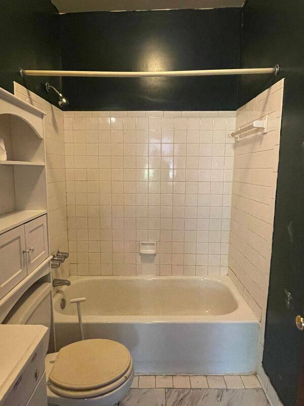 Apartment for rent at 221 E Preston St #2F, Baltimore, MD 21202