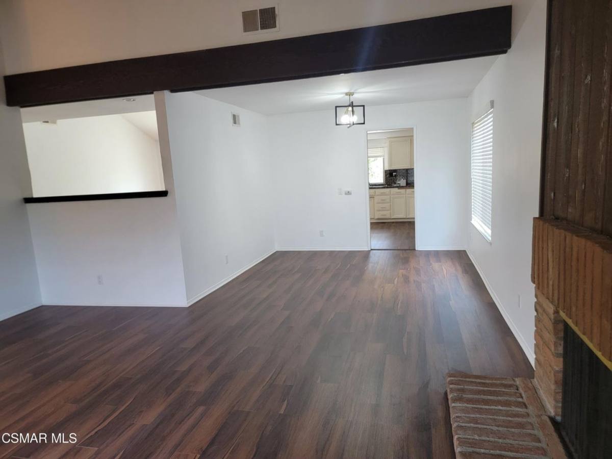 House for rent at 28910 Calabria Dr, Agoura Hills, CA 91301