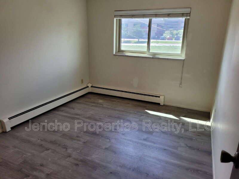 Apartment for rent at 633 Oak St #5, Denver, CO 80215