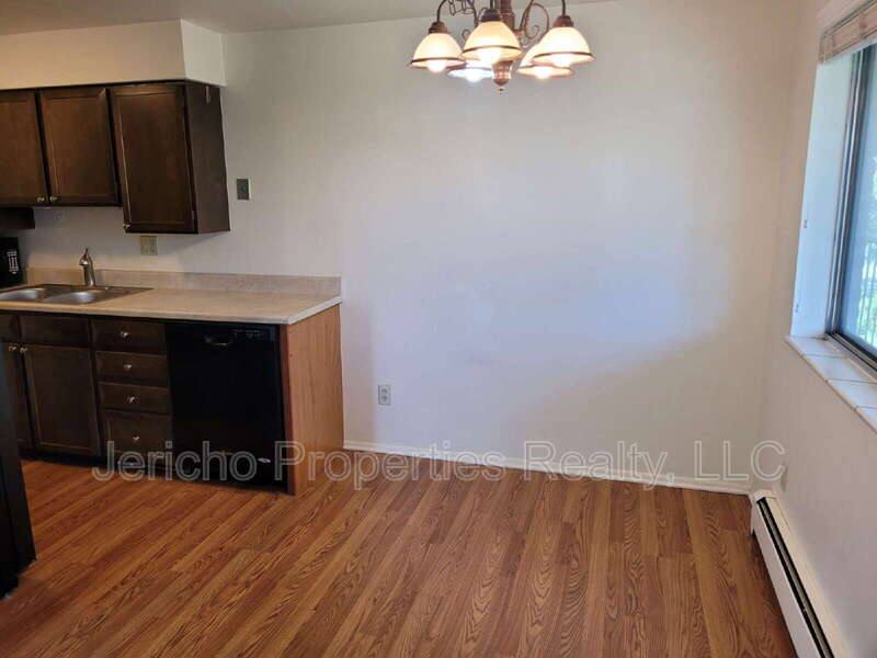 Apartment for rent at 633 Oak St #5, Denver, CO 80215