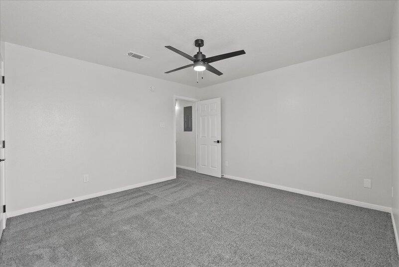 Apartment for rent at 5053 Akumal Calle, Dickinson, TX 77539