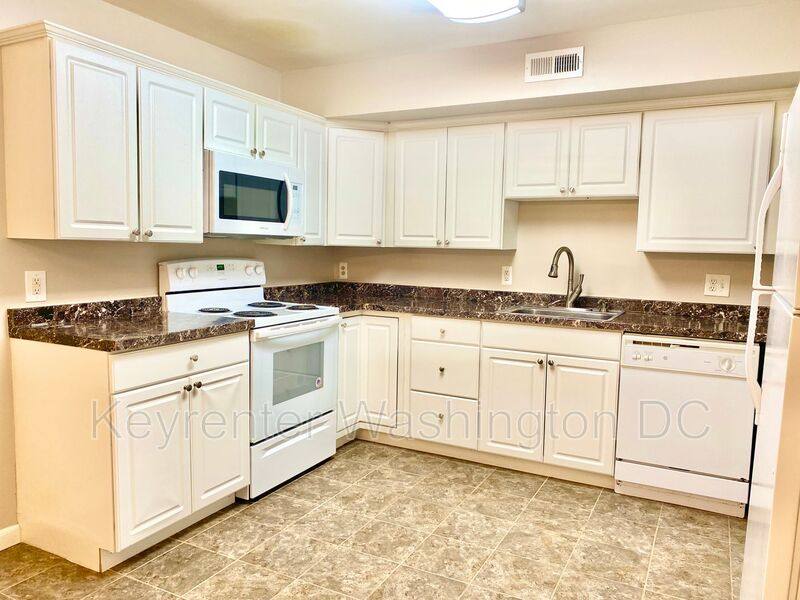 Condo for rent at 17405 Pipers Way, Olney, MD 20832