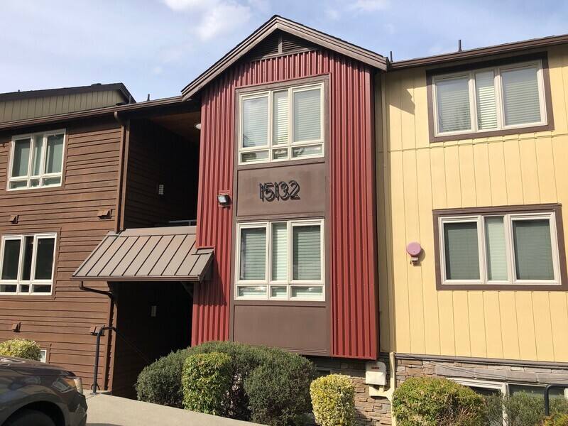 Condo for rent at 15132 NE 82nd St #203, Redmond, WA 98052