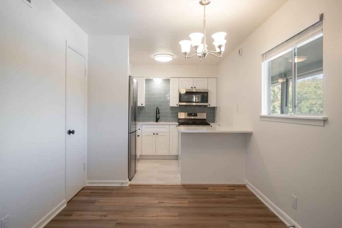Apartment for rent at 806 E 13th St, Georgetown, TX 78626