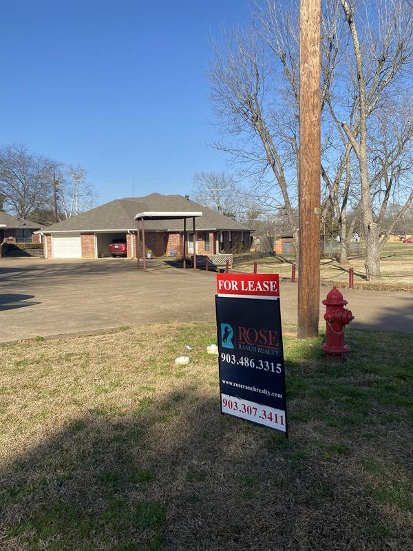 Apartment for rent at 640 Canada St #8, Jacksonville, TX 75766