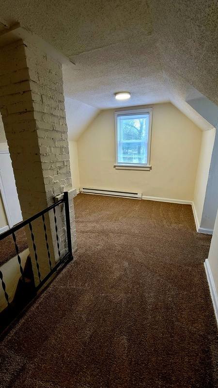 House for rent at 3501 Meadowbridge Rd, Richmond, VA 23222