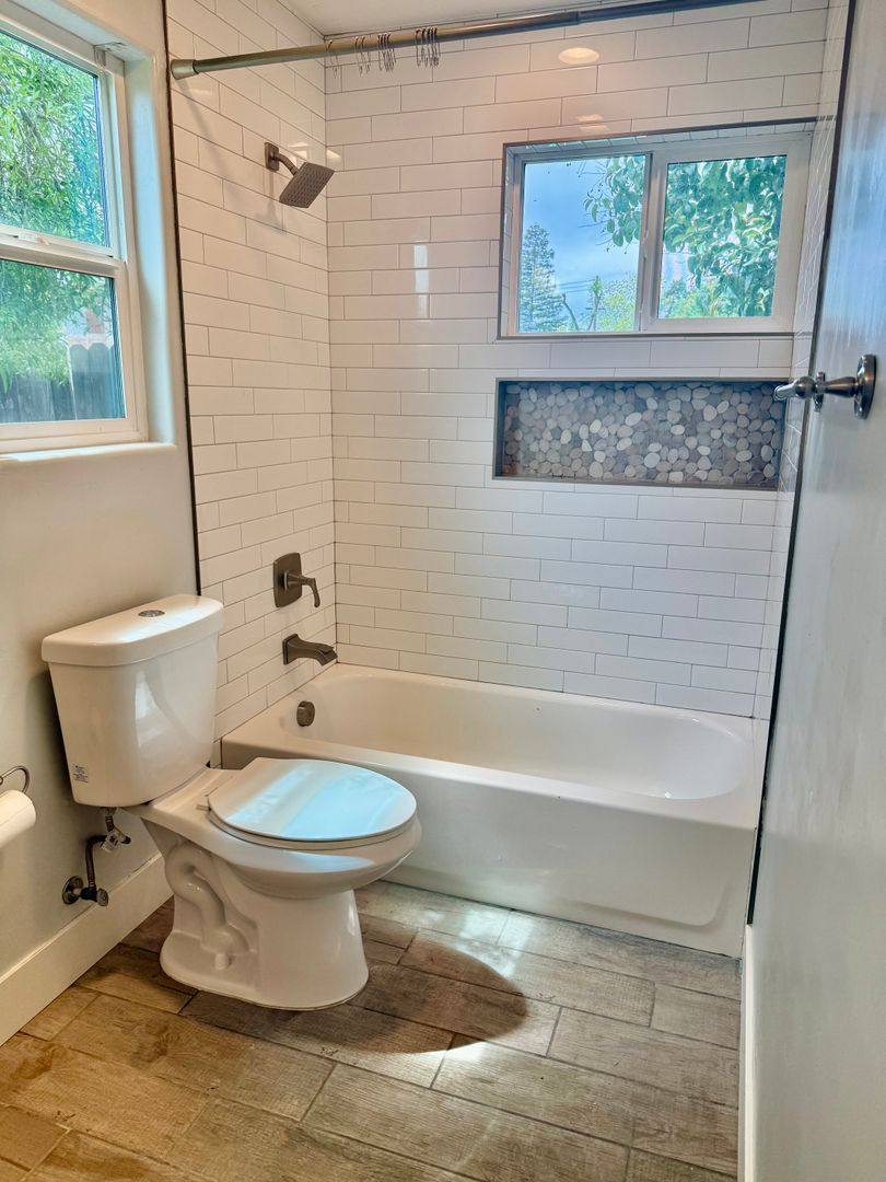 House for rent at 2704 21st Ave #B, Sacramento, CA 95820