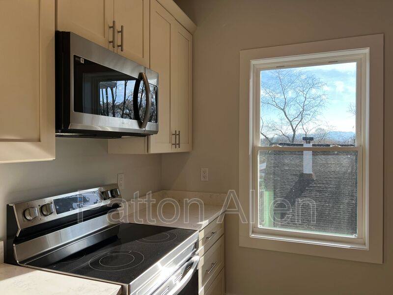 Apartment for rent at 25 Nevada Ave #201, Asheville, NC 28806