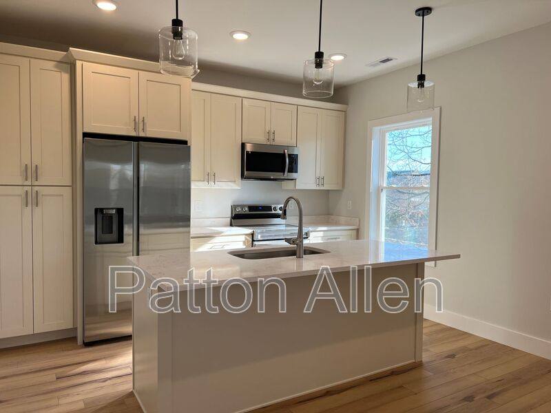 Apartment for rent at 25 Nevada Ave #201, Asheville, NC 28806