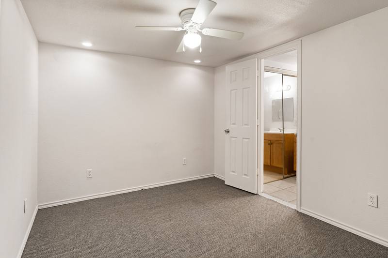 Apartment for rent at 720 Pritchett Lane #5, Kemp, TX 75143