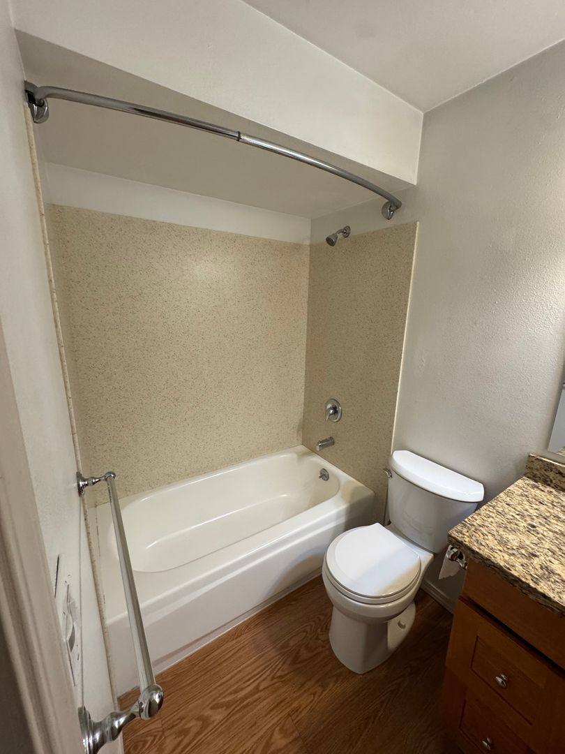 Apartment for rent at 2834 15th Ave W, Seattle, WA 98119