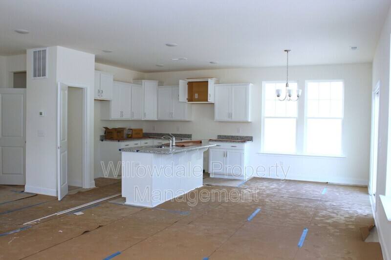 House for rent at 1212 Weaver Trace Dr, Zebulon, NC 27597