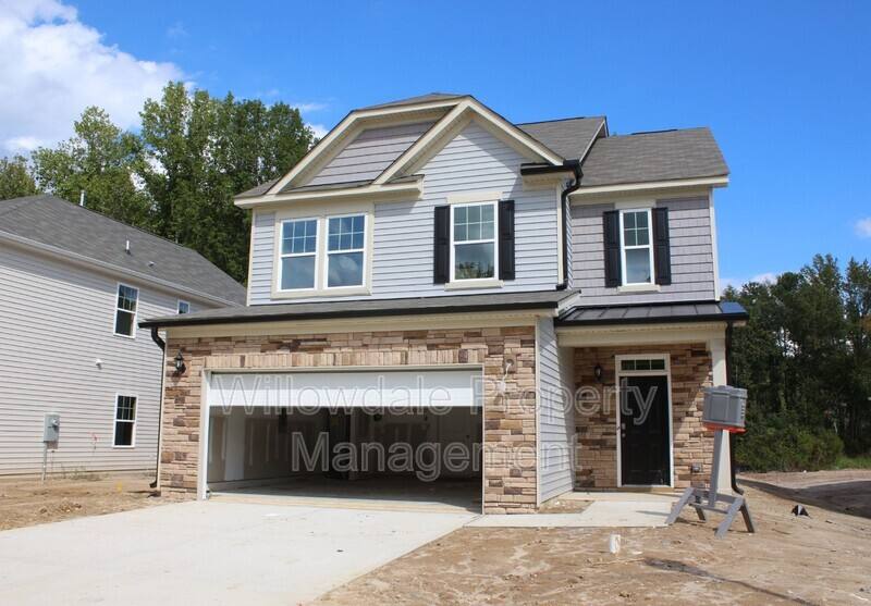 House for rent at 1212 Weaver Trace Dr, Zebulon, NC 27597