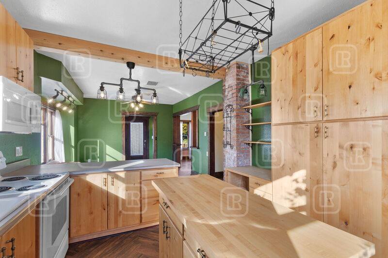 House for rent at 1414 N Adams St, Spokane, WA 99201