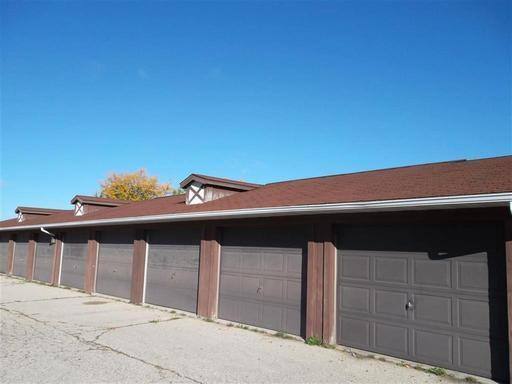 Apartment for rent at 2111 Refset Dr, Janesville, WI 53545