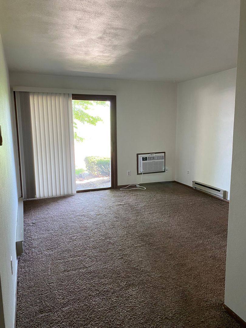 Apartment for rent at 2111 Refset Dr, Janesville, WI 53545