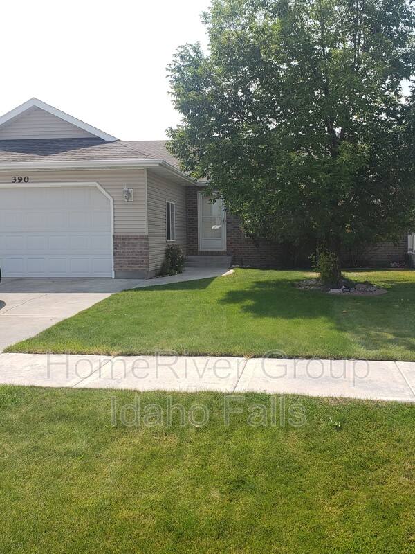 Townhouse for rent at 390 Bridger Dr, Idaho Falls, ID 83406