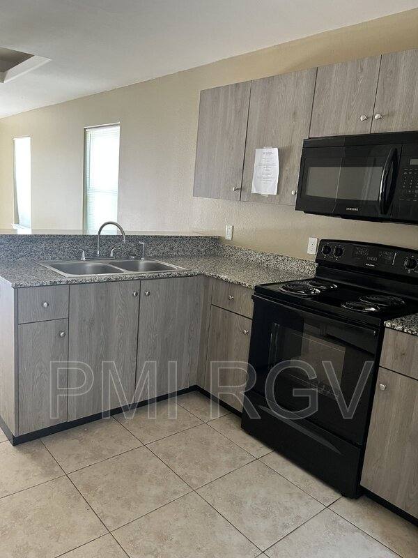 Apartment for rent at 2913 Linda Vista St #C, Edinburg, TX 78542