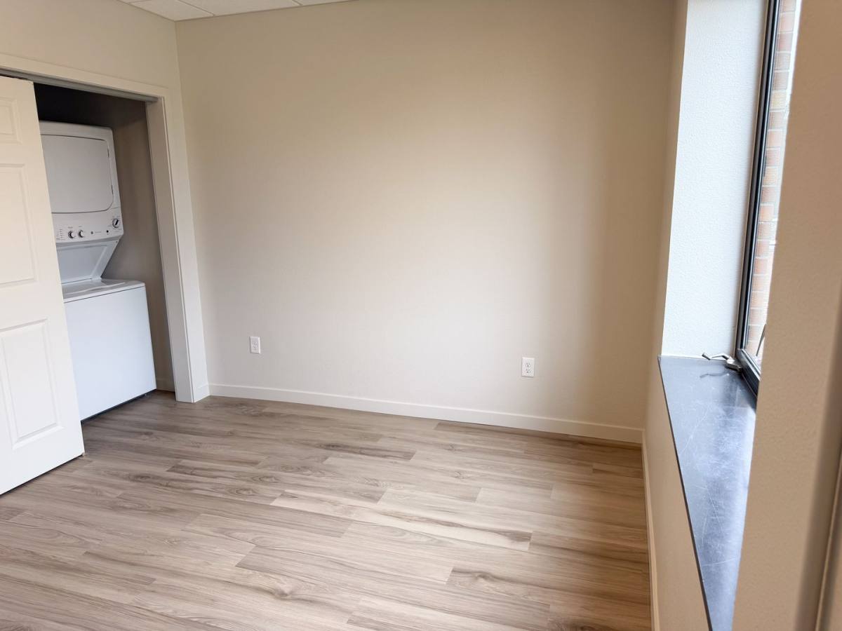 Apartment for rent at 630 6th St, Nevada, IA 50201