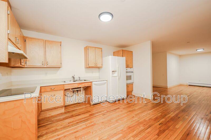 Apartment for rent at 843 Mammoth Rd #2, Manchester, NH 03104