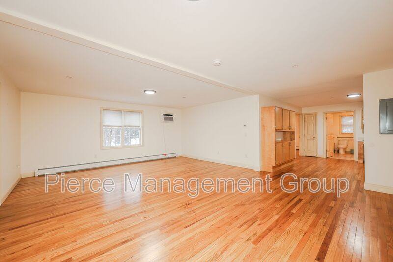 Apartment for rent at 843 Mammoth Rd #2, Manchester, NH 03104