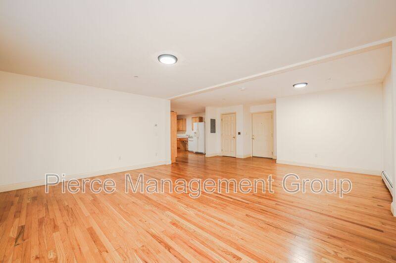 Apartment for rent at 843 Mammoth Rd #2, Manchester, NH 03104