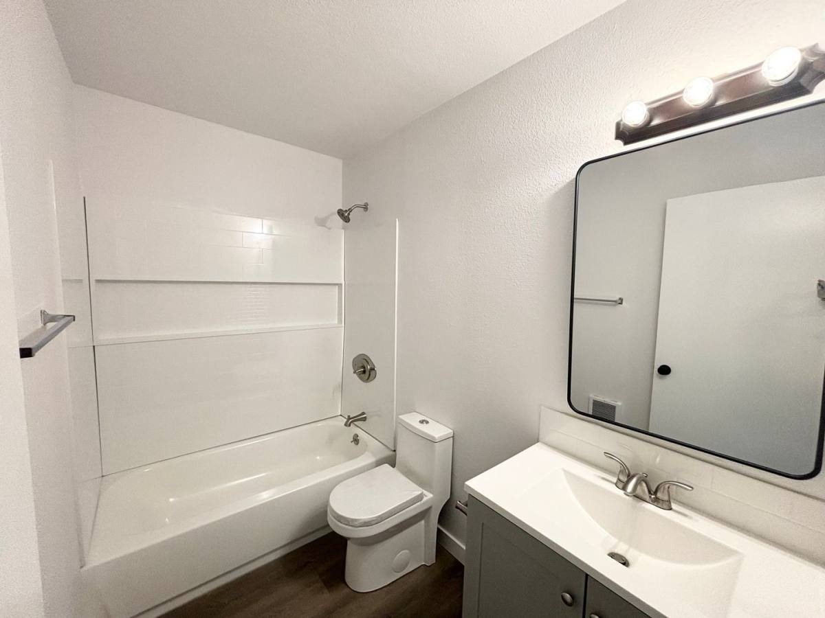 Apartment for rent at 1942-1944 SW Nebraska St, Portland, OR 97239