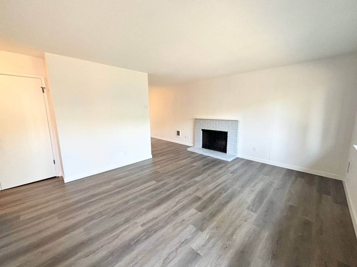Apartment for rent at 1942-1944 SW Nebraska St, Portland, OR 97239