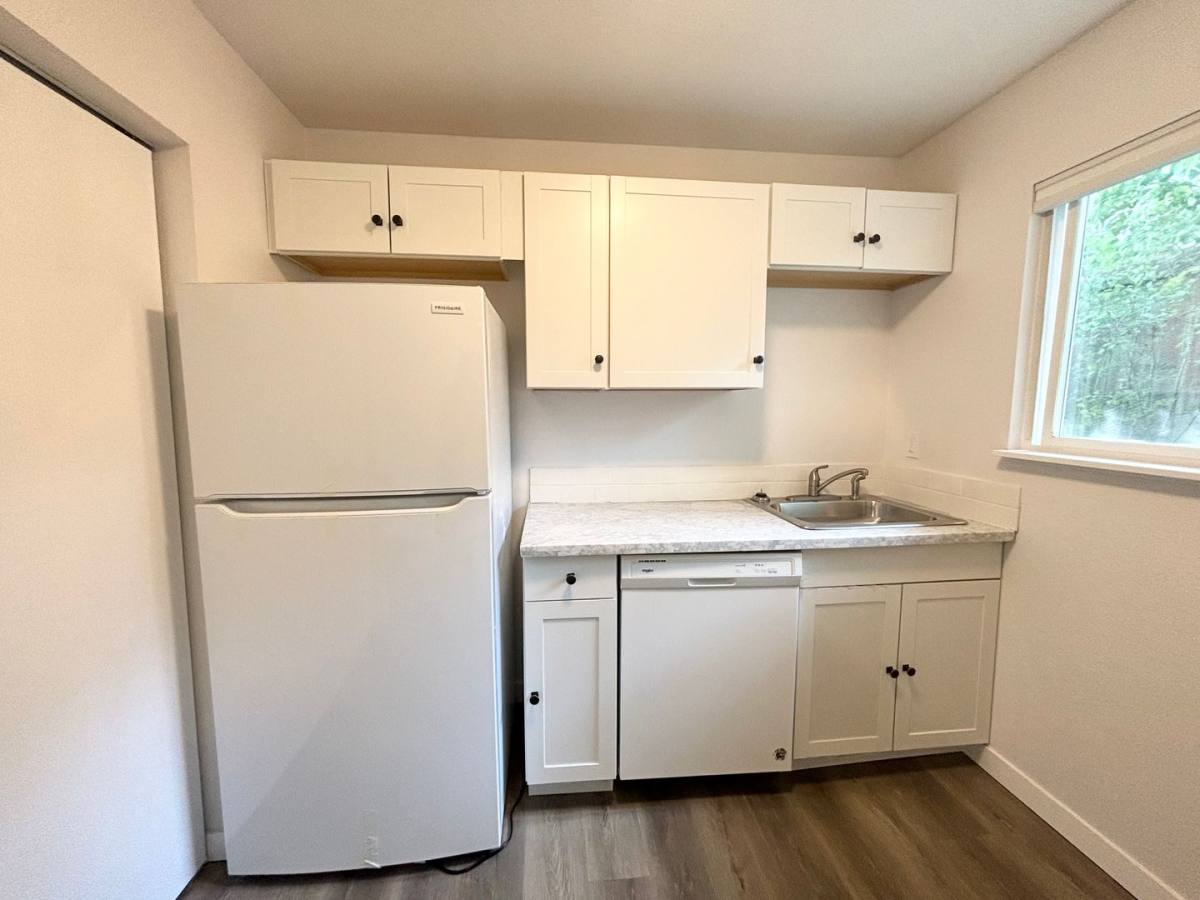 Apartment for rent at 1942-1944 SW Nebraska St, Portland, OR 97239