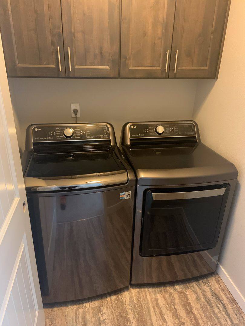 House for rent at 3879 Morris St, Newberg, OR 97132
