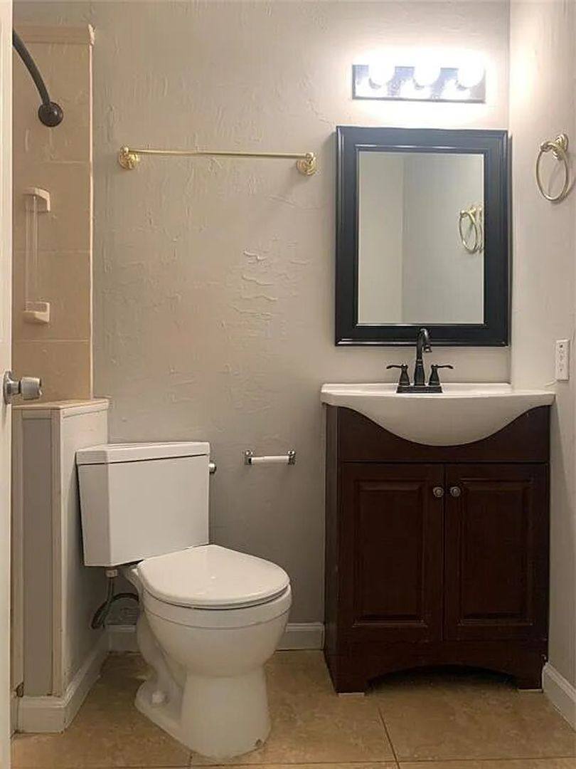 House for rent at 8113 Chesham Dr, Rowlett, TX 75088
