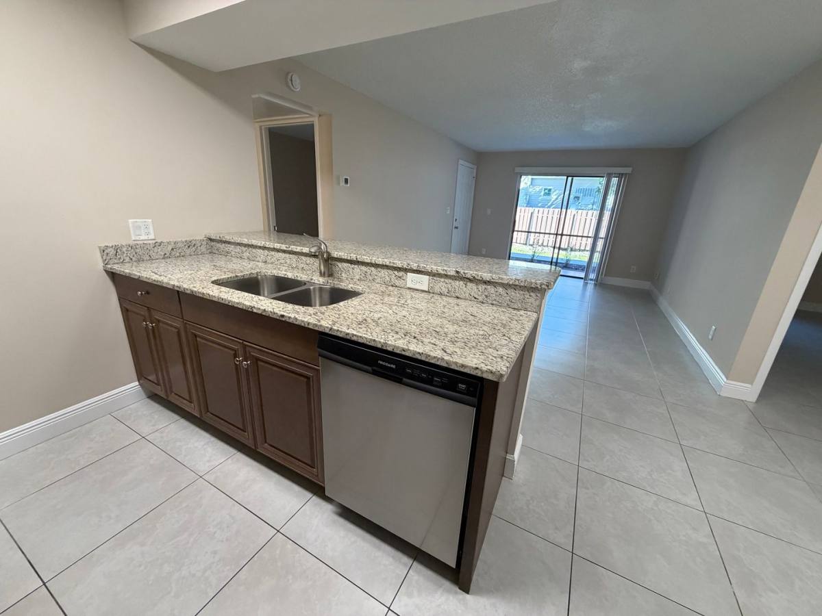 Condo for rent at 5307 Summerlin Rd, Fort Myers, FL 33919
