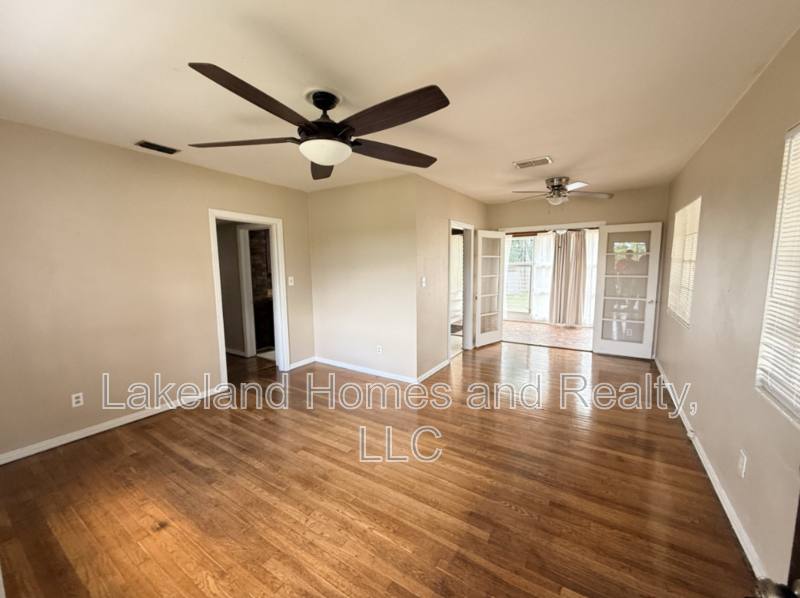 House for rent at 3115 Buckingham Ave, Lakeland, FL 33803