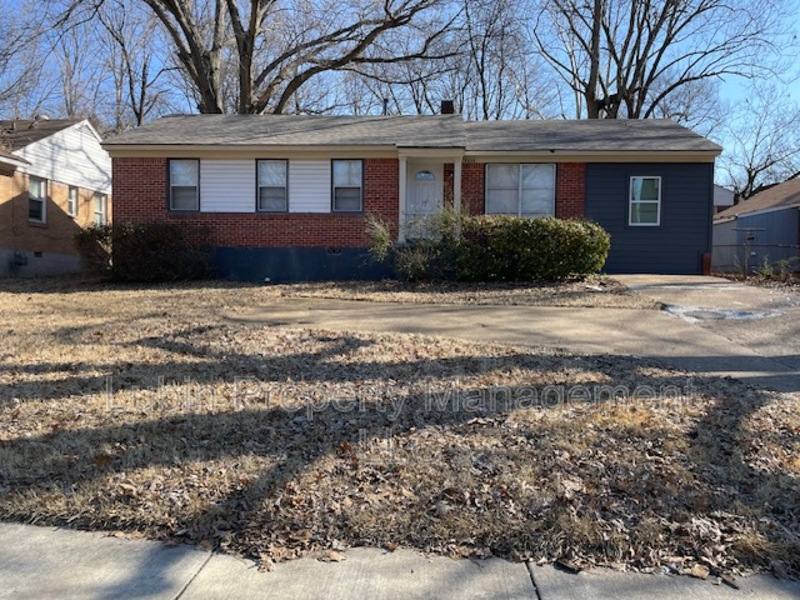 House for rent at 3558 Hallbrook St, Memphis, TN 38127